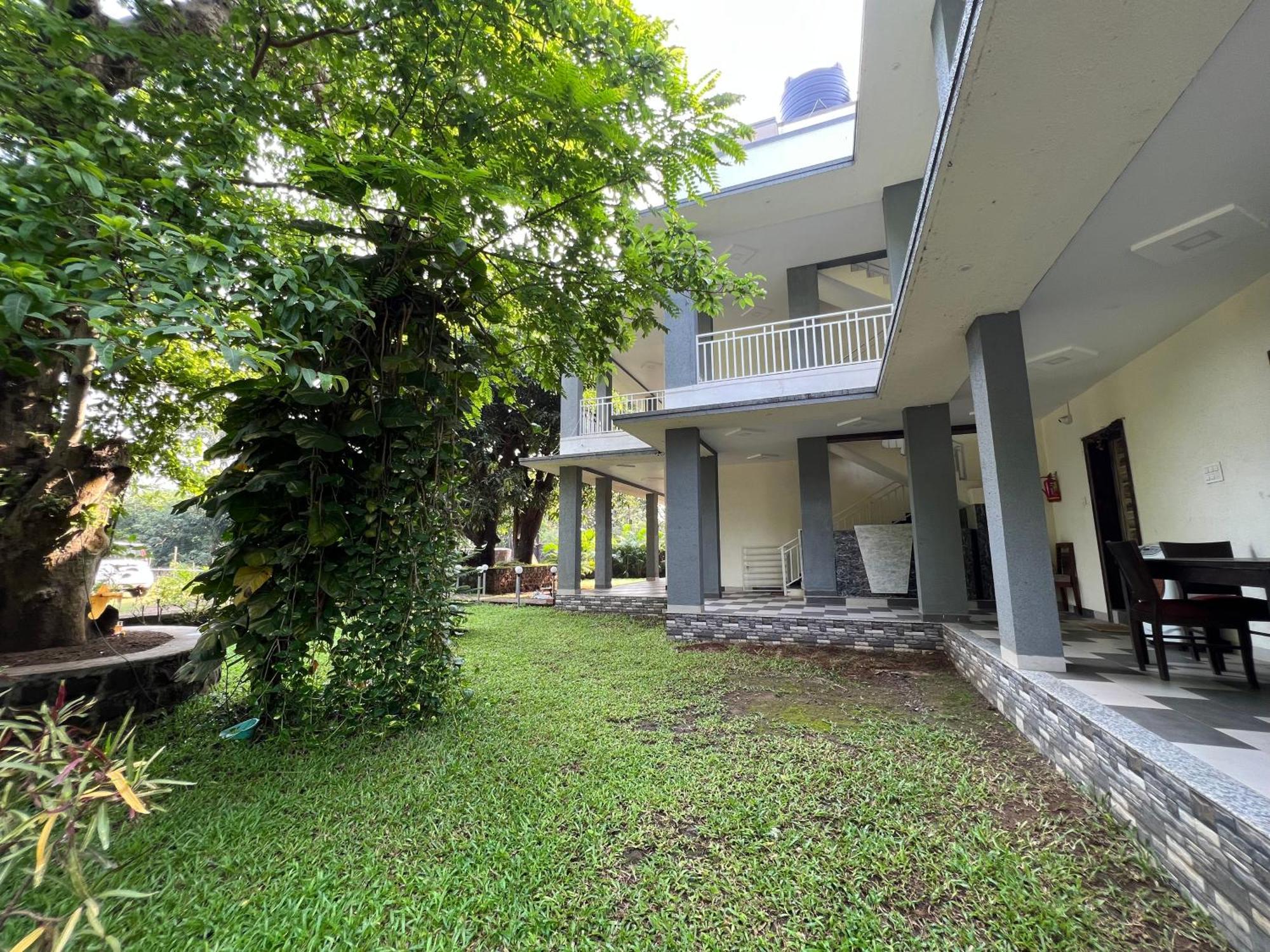Iira Stays-Sea Coast Farm Alībāg Exterior foto